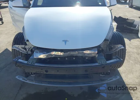 2022 Tesla Model Y Performance Dual Motor All-Wheel Drive from USA, damaged, VIN 7SAYGDEF4NF409231